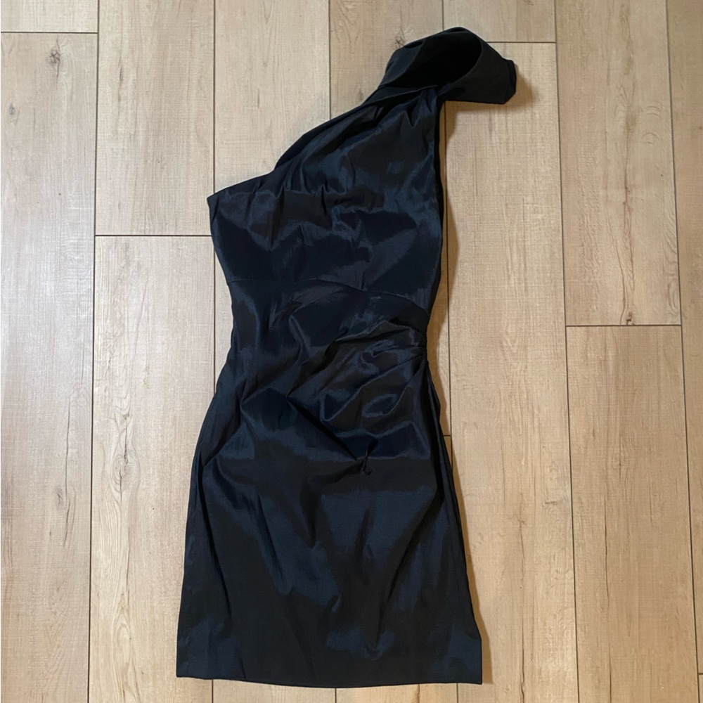 Badgley Mischka Black One-Shoulder Bow Cocktail Dress | Size 8 | Elegant Evening
